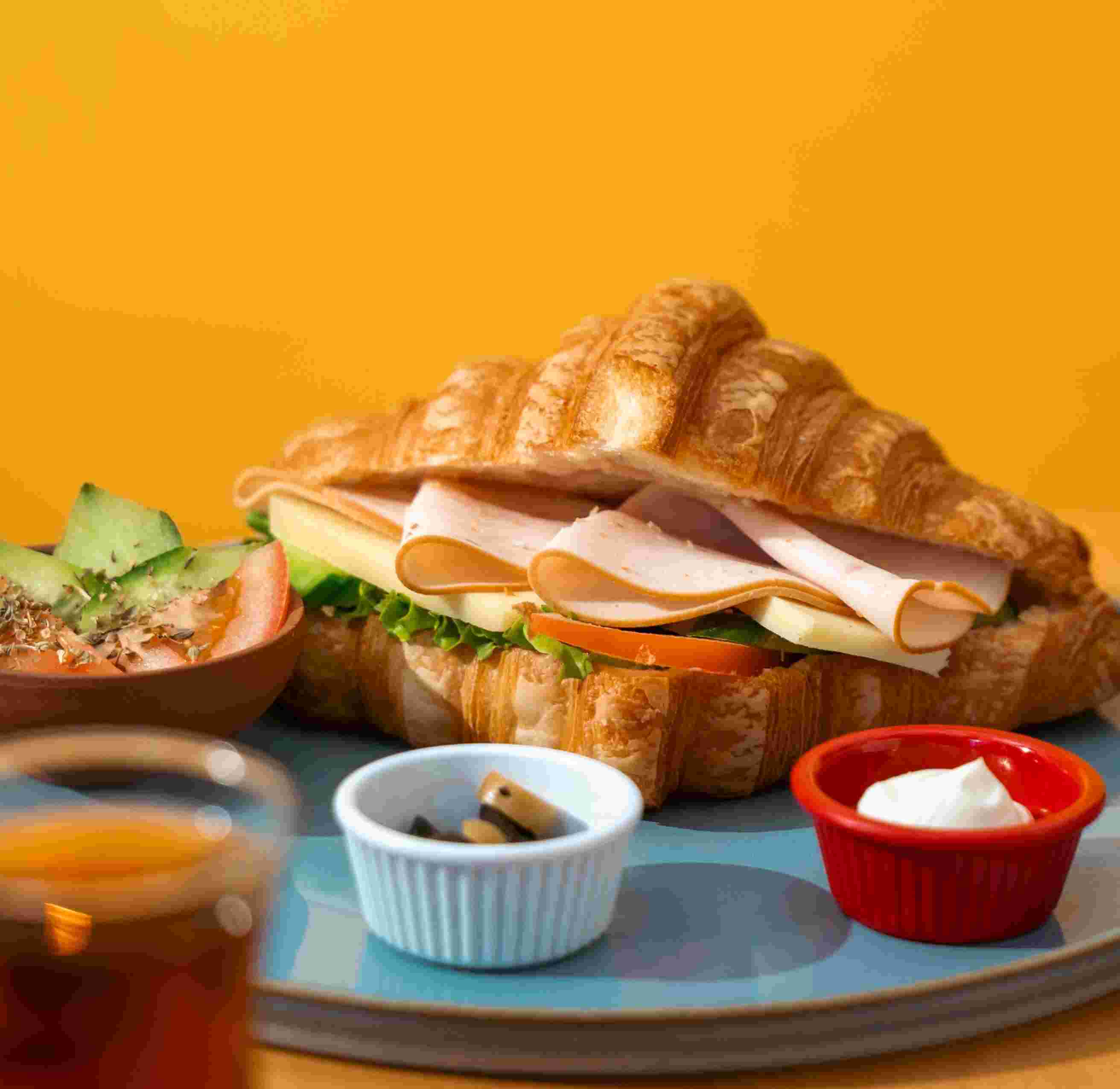 Hindi Füme Kruvasan Sandviç