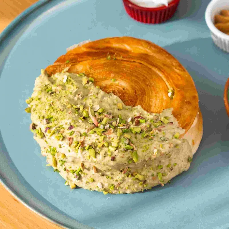 Antep Fıstıklı Crombolini